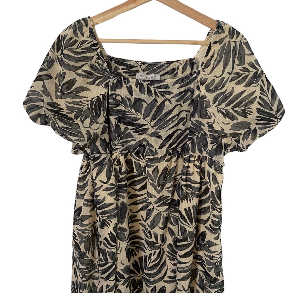 NWT Hayden puff sleeve midi dress - Picture 2 of 5